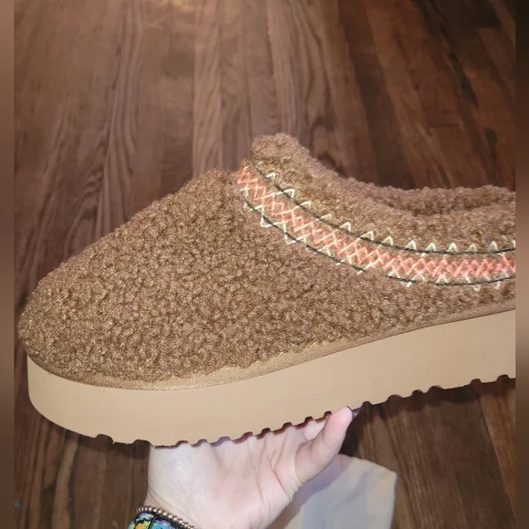 UGG Tazz Braid platform slippers Curly Brown Fuzzy Mules Clogs Womens Sz 12 Nwob